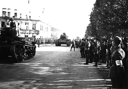 Август 1942 года. Парад