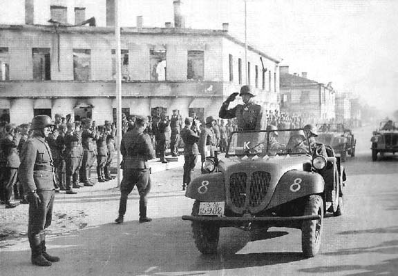 Август 1942 года. Парад