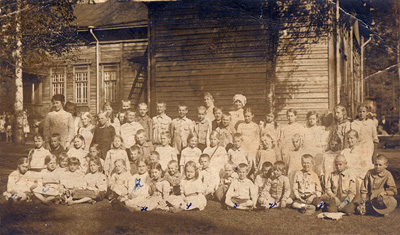Сентябрь 1921 года. Келломяки, Народная школа