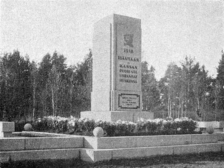 1919. Monument in Antrea