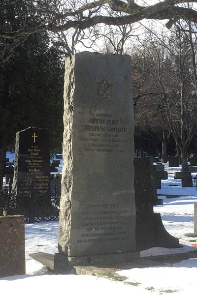 Gustaf Adolf Sandströmin hautakivi