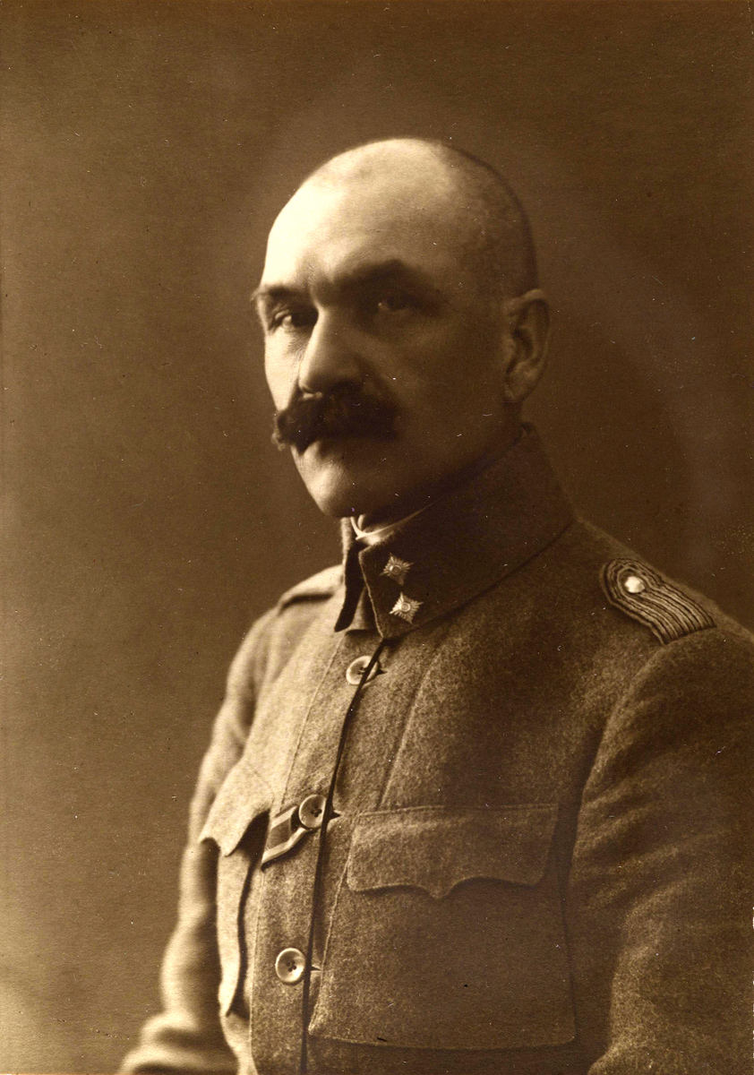 1919. Lieutenant Akseli Gallen-Kallela, adjutant of Regent of Finland Carl Gustaf Mannerheim