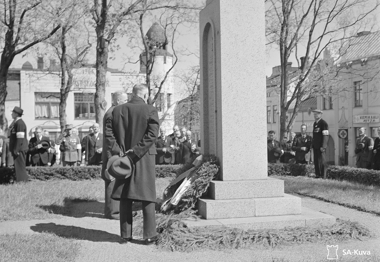 16. toukokuuta 1943. Vapaussodassa kaatuneiden muistomerkki