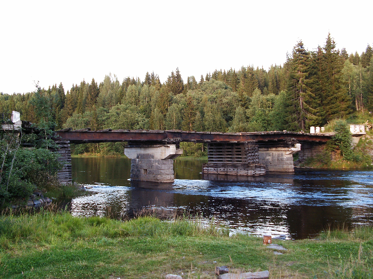 Железнодорожный мост через реку Янисйоки