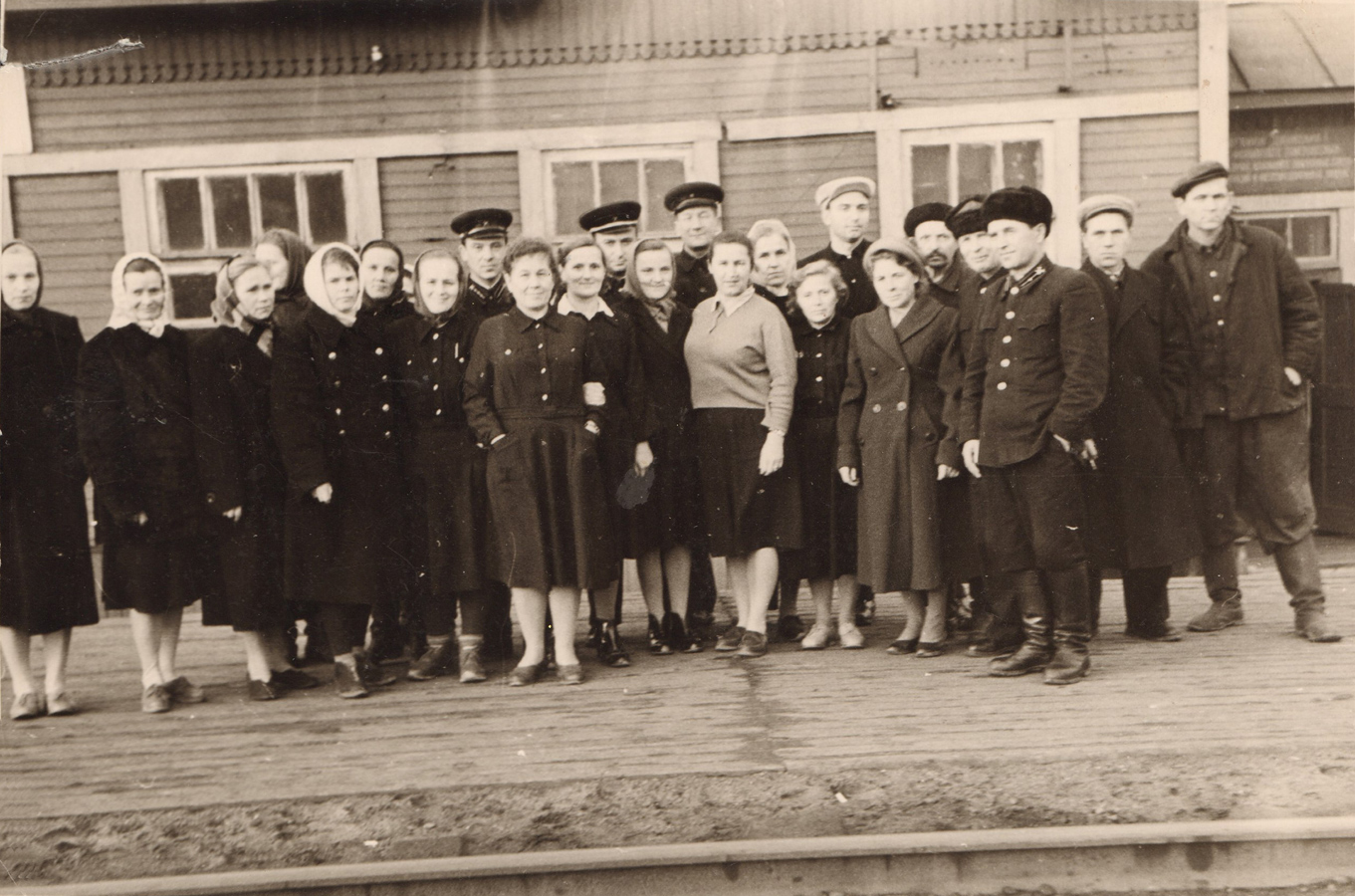 1950-е годы. Вокзал станции Голиковка