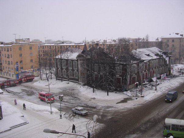 22. helmikuuta 2006. Petroskoi. Kareldrev -trustin rakennus