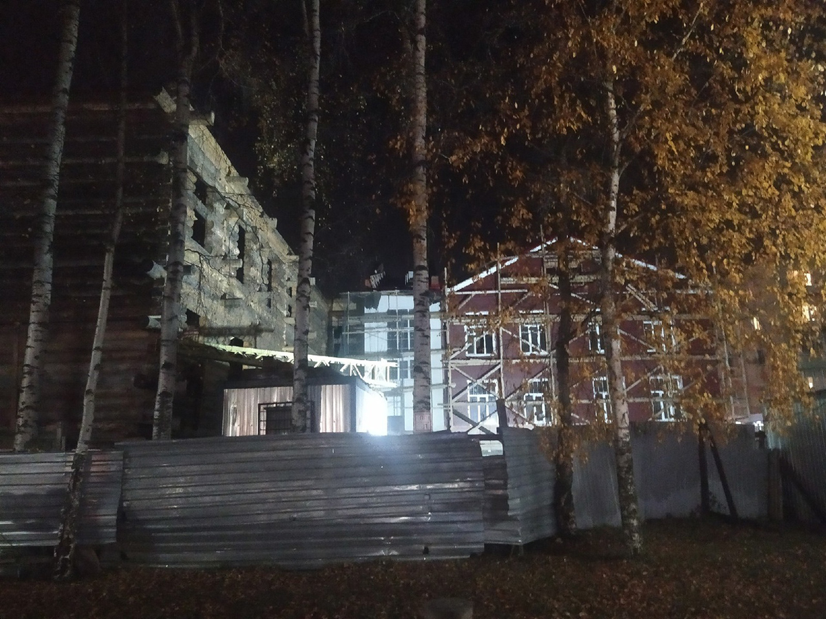 Октябрь 2020 года. Петрозаводск. Здание треста «Карелдрев»