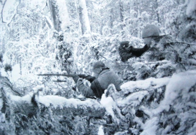 Январь 1922 года. Карельский и финский лесные партизаны. © F.Räikkönen