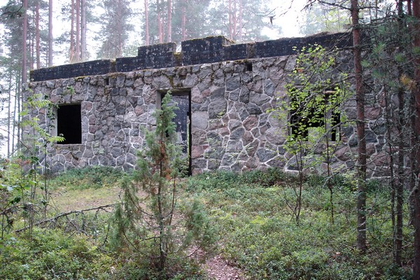 July 27, 2007. Ruins of Tolvajärvi Camping House