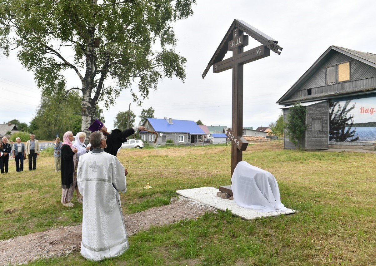 27 июня 2019 года. Освящение поклонного креста на месте, где стояла Георгиевская церковь