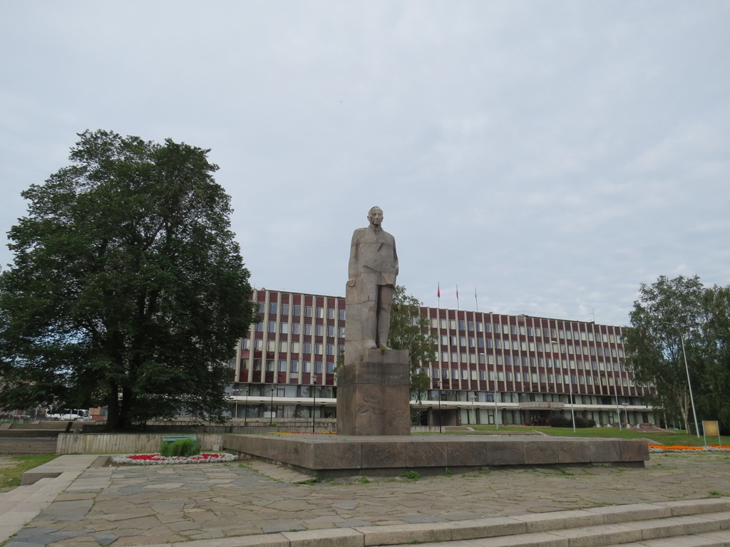 27. heinäkuuta 2018. Kuusisen patsas Petroskoissa