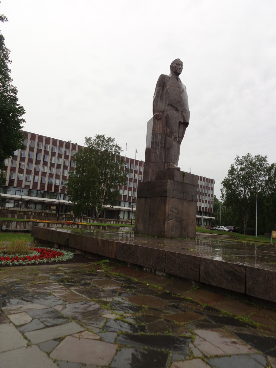 July 5, 2018. Monument to Kuusinen in Petrozavodsk