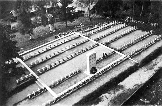 Начало 1940-х годов. Яаккима. Могилы героев