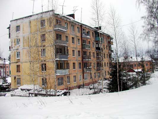 January 2002. Huuhanmäki. A Dwelling House