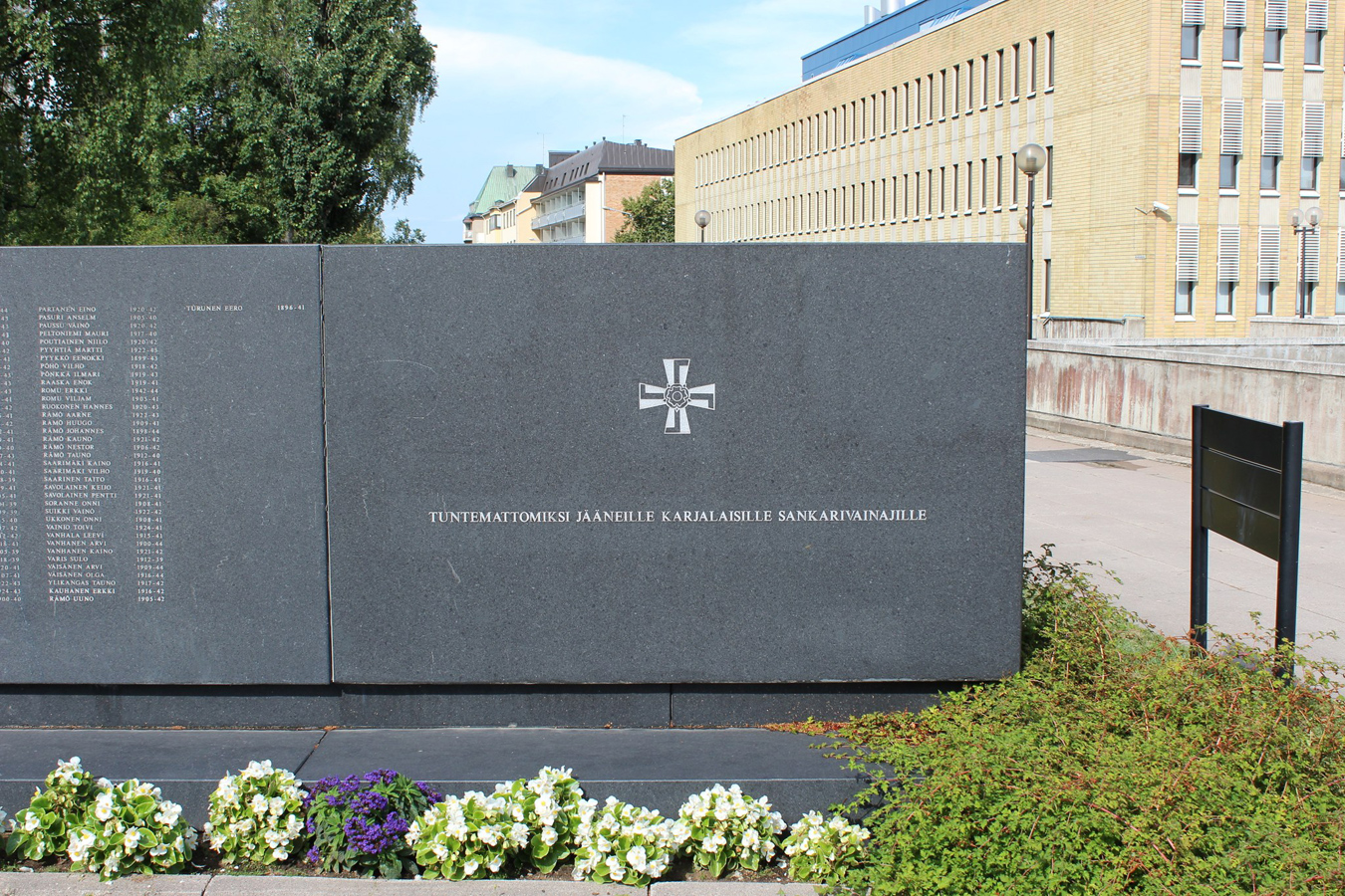 13. elokuuta 2014. Äiti Karjala -monumentti