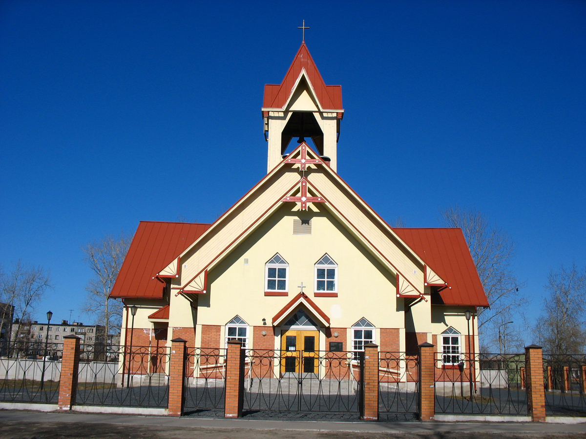 29 апреля 2006 года. Лютеранская церковь в Кондопоге