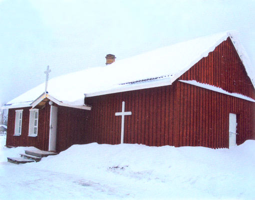 2004. Seurakuntatalo Uusikylässä (Derevjanka-asemalla)
