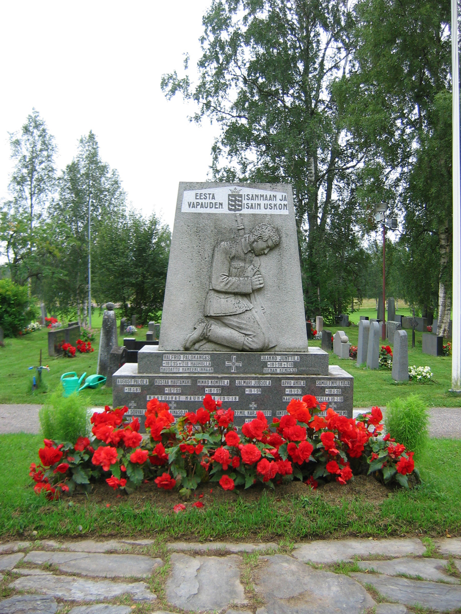 2 августа 2004 года. Монумент финской освободительной войне