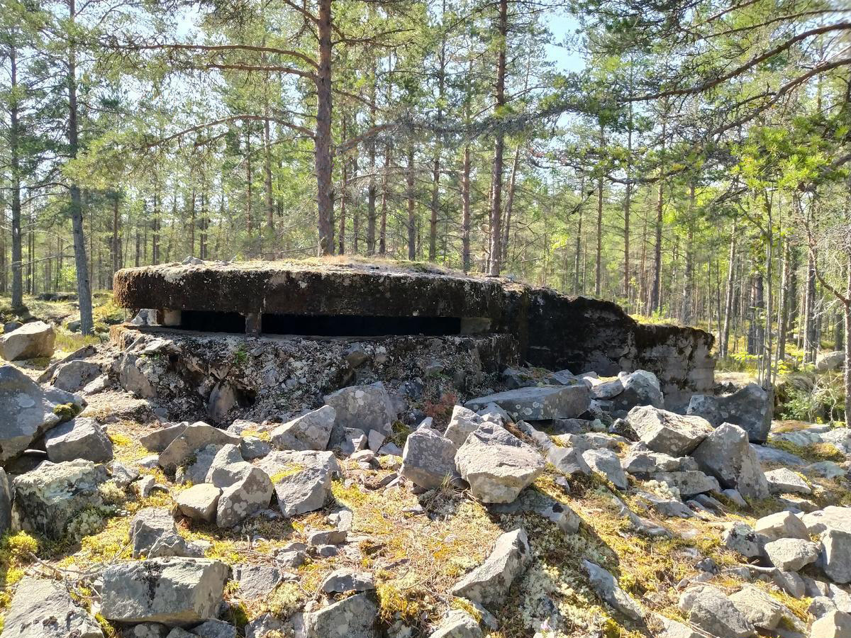 August 11, 2021. Positions of Finnish coastal artillery in Churnavolok Cape