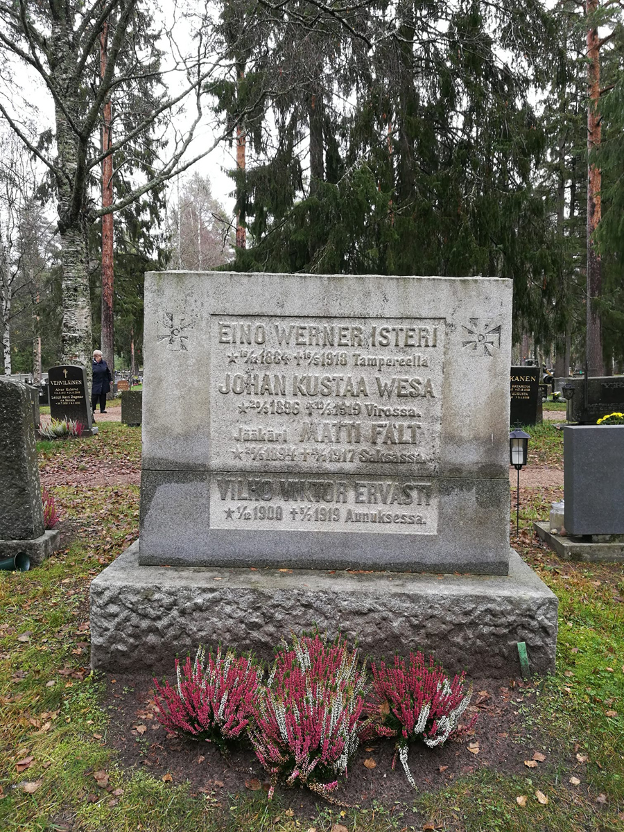 October 2020. Cenotaph in Oulujoki