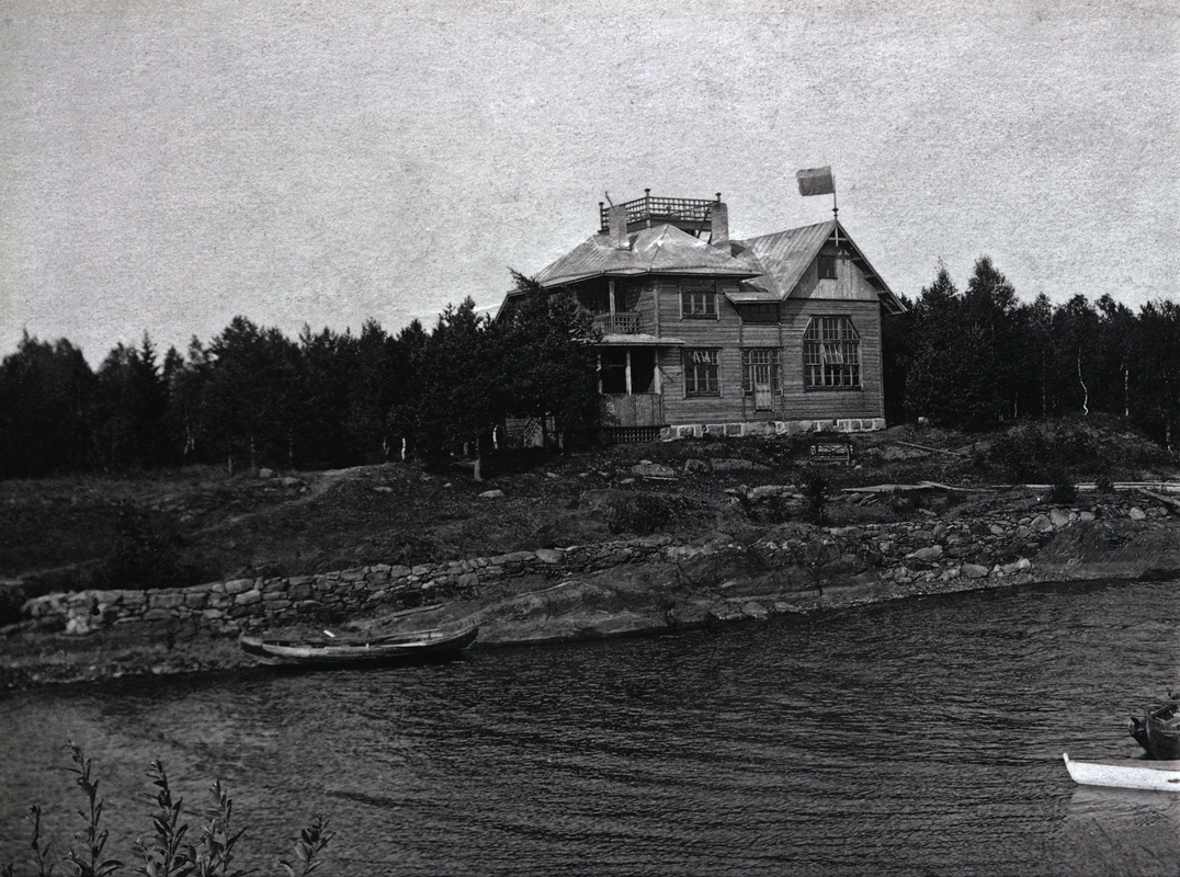 1915. Lammassaari Island. Painter Grigor Auer's house