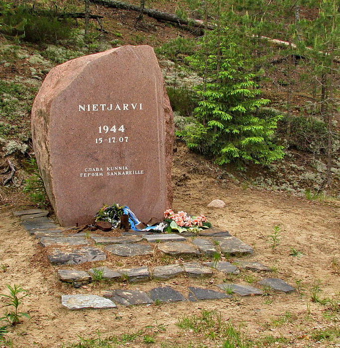 3. kesäkuuta 2010. Nietjärven taistelun monumentti