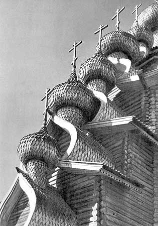 1967 год. Кижи. Преображенская церковь. 1714. Купола