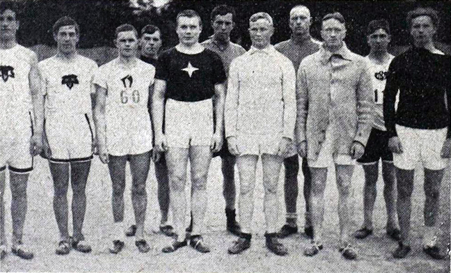 August 20, 1916. Javelin throwers at the Finnish Athletics Championships: S.Kaivola, J.Tallgvist, P.Johansson, E.Erho, V.Sevelius, O.Linturi, L.Kesäjärvi, A.Jaakkola, U.Peltonen, N.Lehtonen and J.Leino