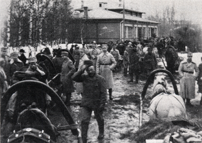 Huhtikuu 1919. Aunuksen Vapaaehtoisen Armeijan suomalaisia vapaaehtoisia