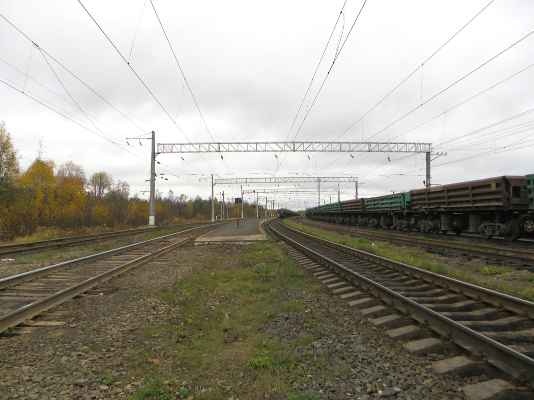October 7, 2012. Derevjanka station. Railway station