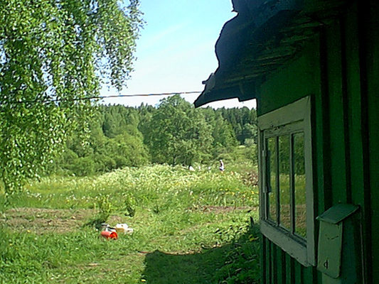 June 12, 2005. Derevjanka station