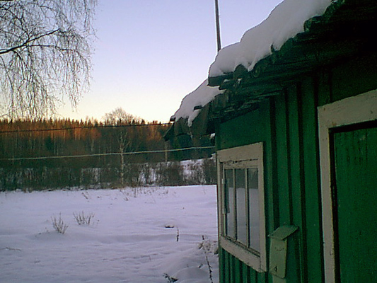 December 4, 2005. Derevjanka station
