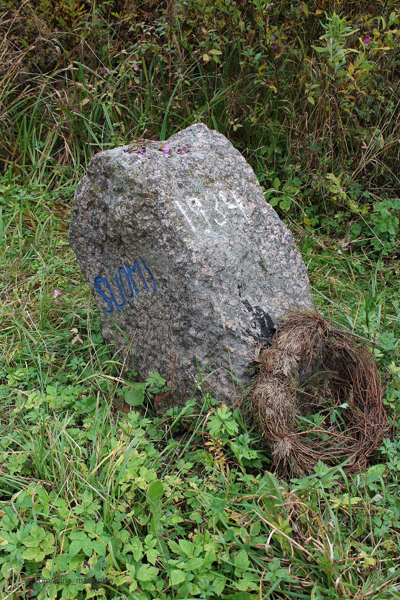 1 октября 2017 года. Пограничный камень в деревне Погранкондуши