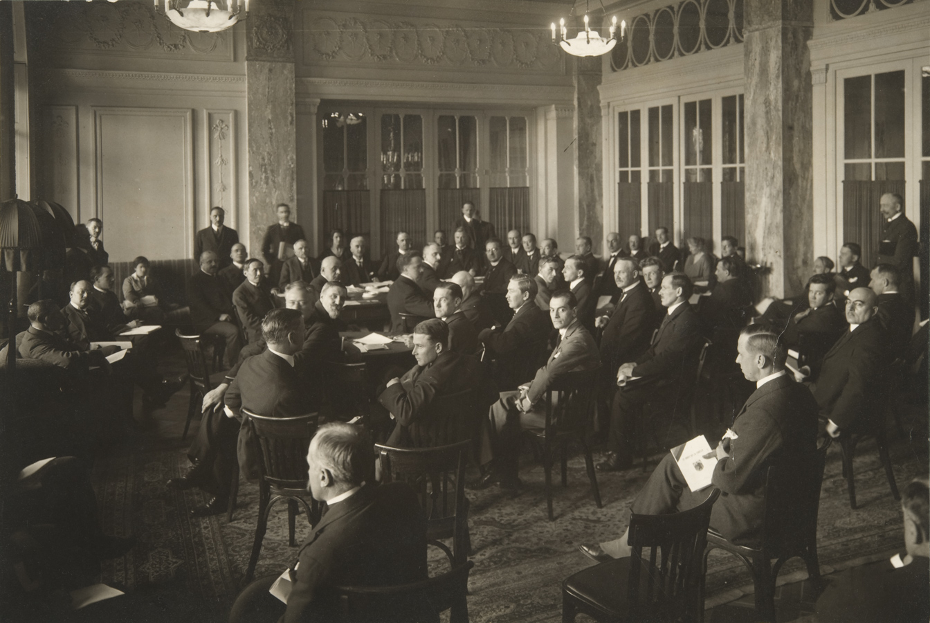 13 января 1922 года. Рассмотрение вопроса о Восточной Карелии в Совете Лиги Наций