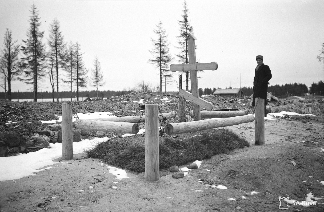 October 10, 1942. Tomb of the national hero Paavo Höttönen (on the ruins of the orthodox church)