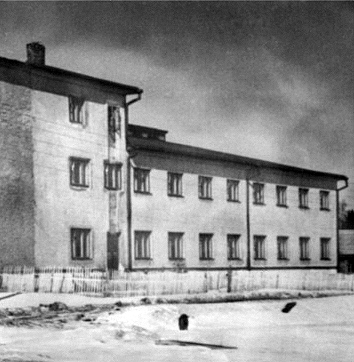 1960's. Matkaselkä. School