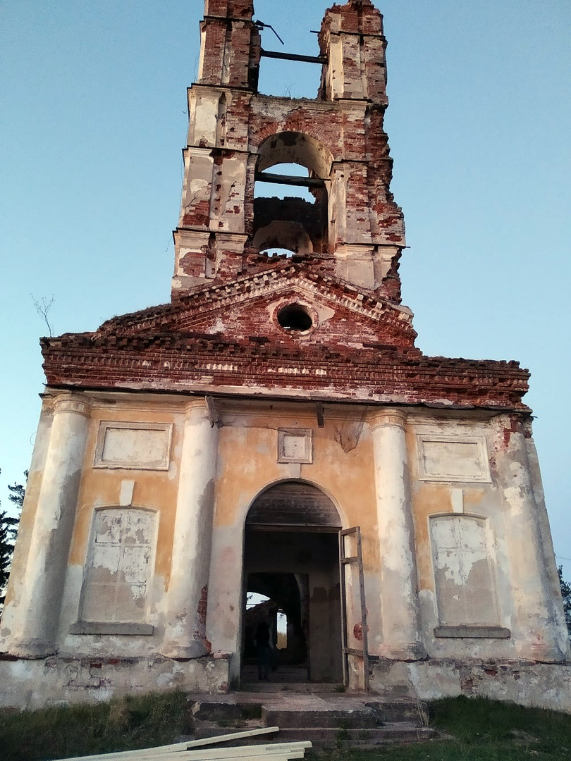 June 2020. Tulema. Ruins of the orthodox church