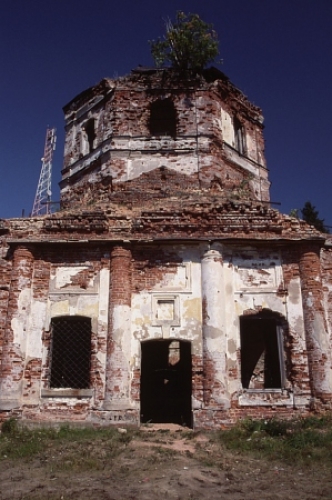 2003. Tulema. Ruins of the orthodox church