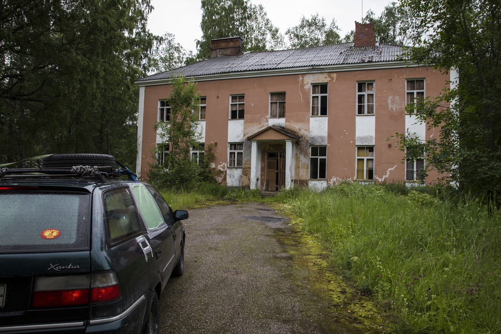 2015. Uusikylä. Former Popular School