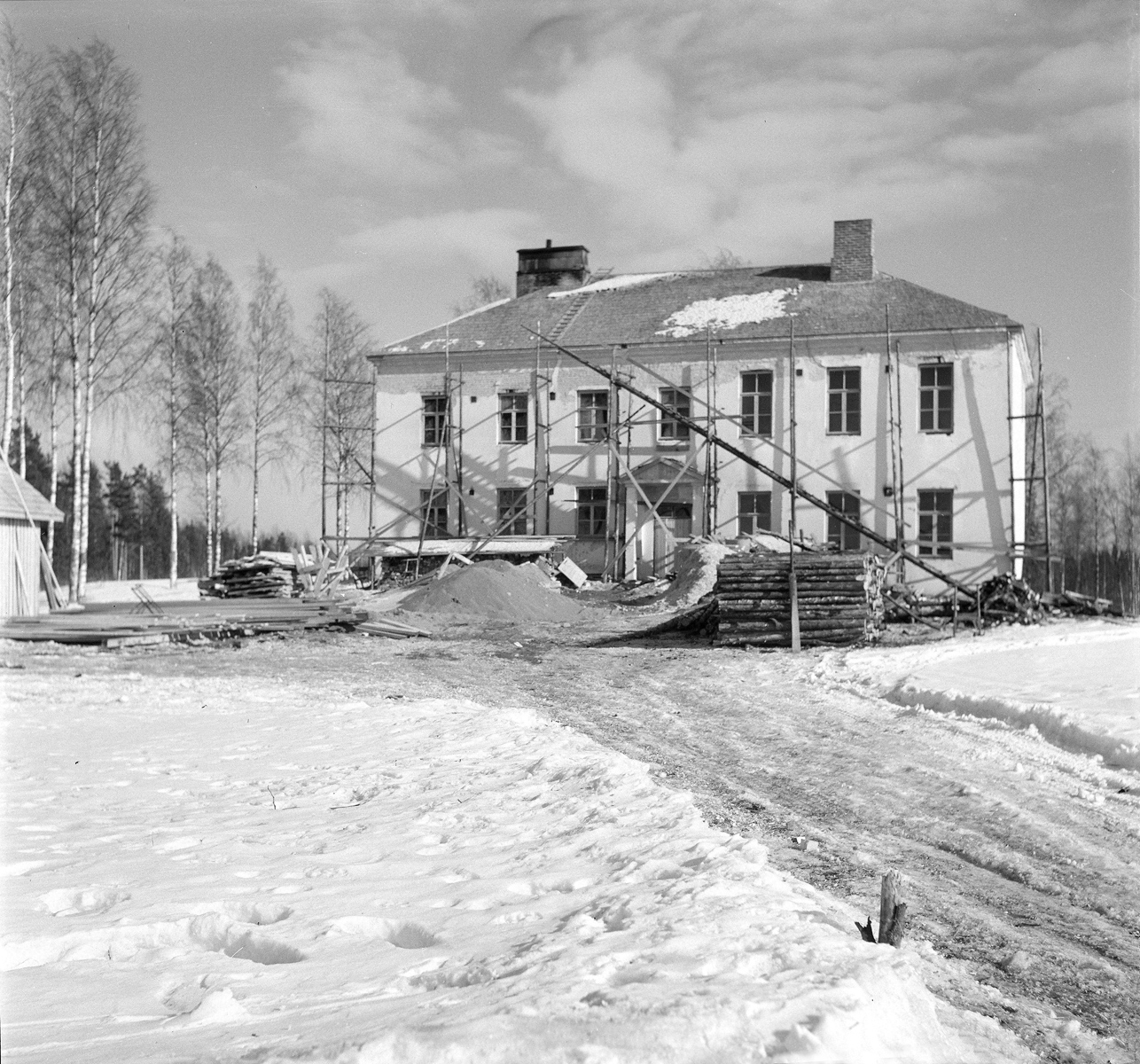 March 29, 1944. Uusikylä. Popular School