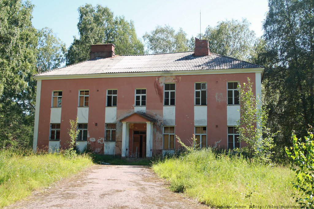 July 19, 2011. Uusikylä. Former Popular School