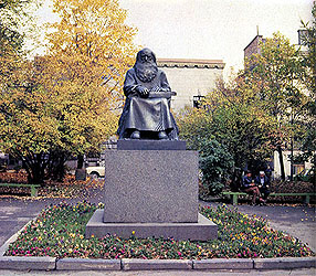 1990. Sortavala. The monument of Petri Shemeikka