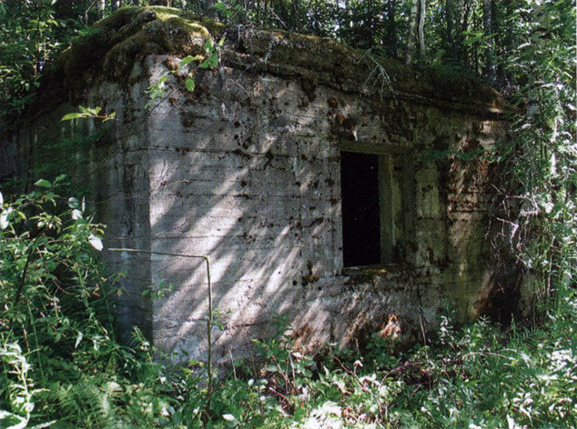 August 1, 2003. Ulmalahti. Ruins of the retirement home