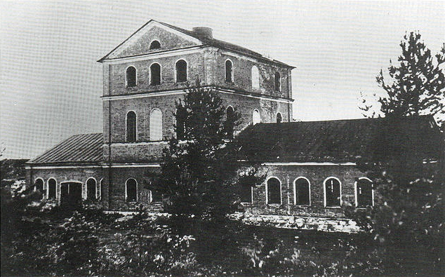 1935. Annantehdas