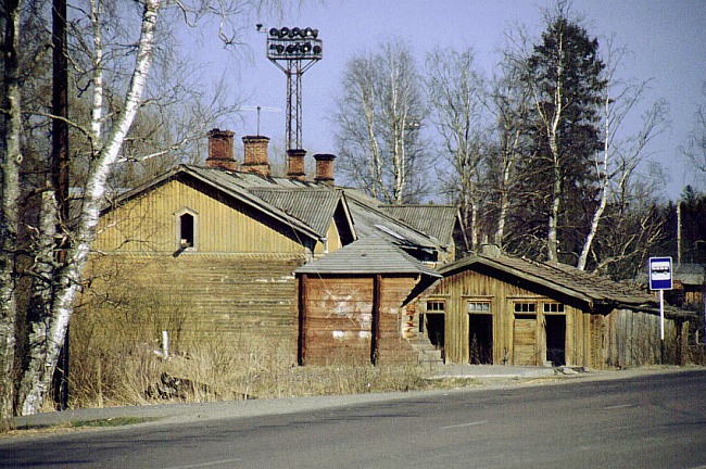 Toukokuu 1999. Rautatieasema