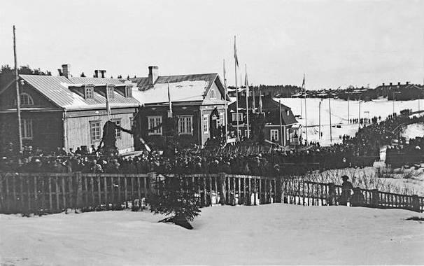 12 апреля 1934 года. Празднование 100-летия завода